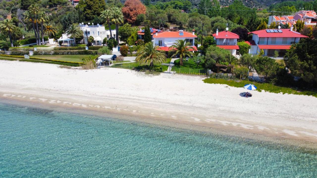 Παραθαλάσσια Βίλα Neos Marmaras Exterior photo